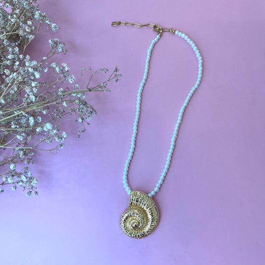 Shell dream necklace
