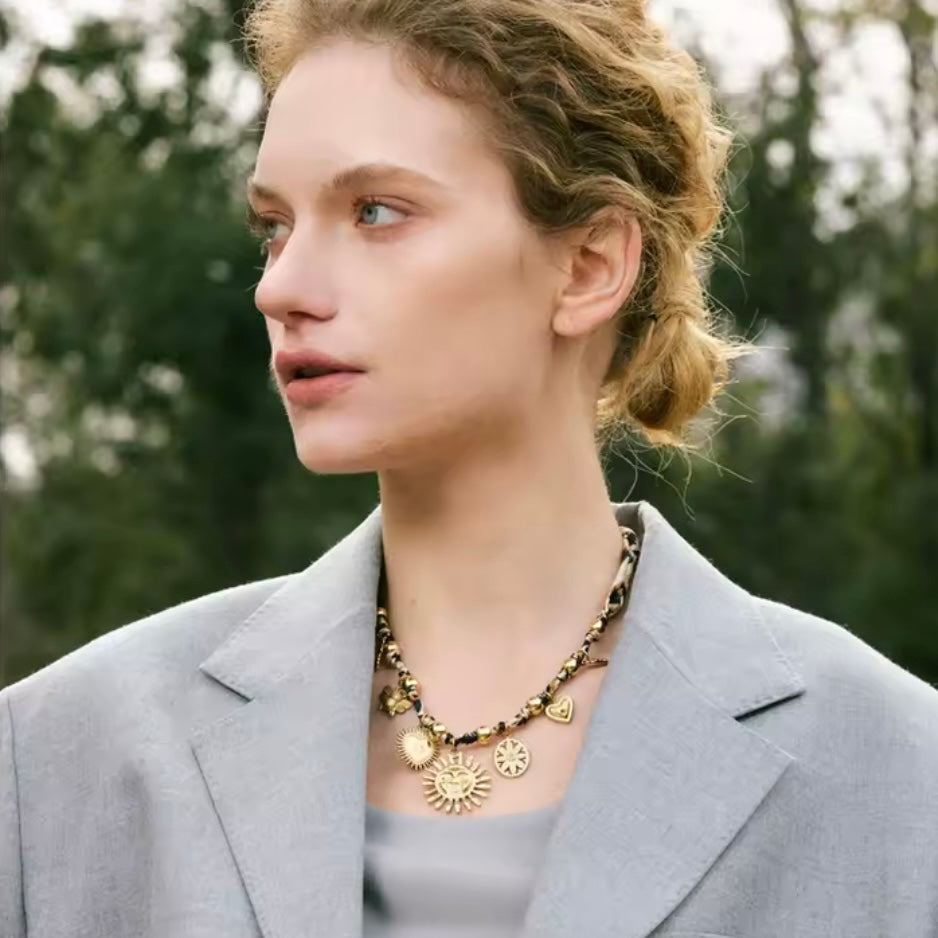 Collar Naplo